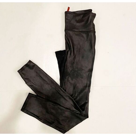 SPANX Faux Leather Leggings Black Size Small Stretch Slimming - Picture 6 of 6